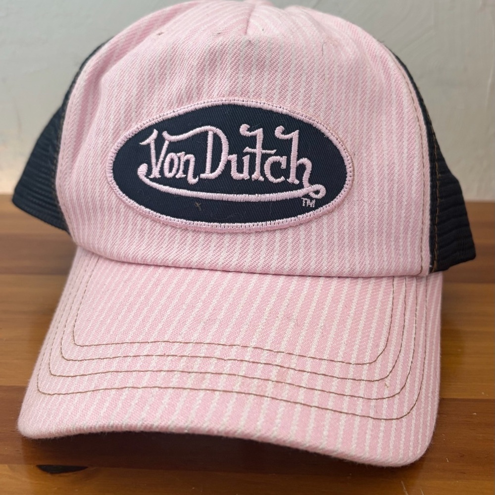 Von Dutch Pink & Black Mesh Logo Trucker Hat